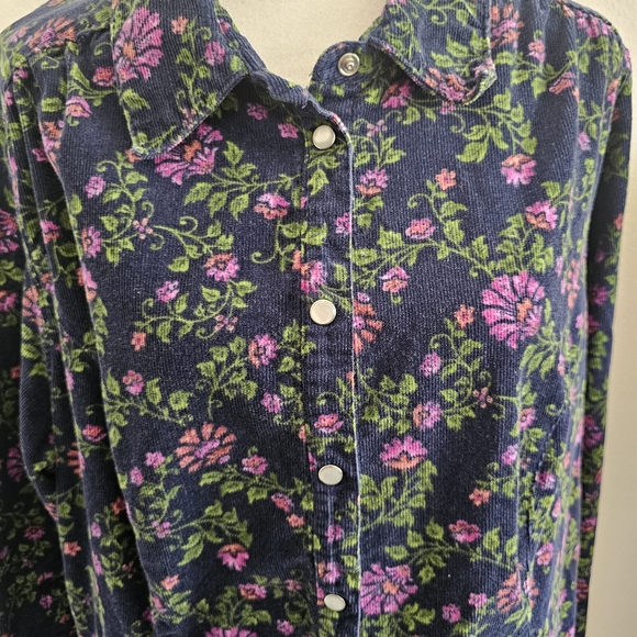 Basic Editions Plus 100% Cotton Navy Floral Corduroy Button Down Blouse 1X - Picture 3 of 4
